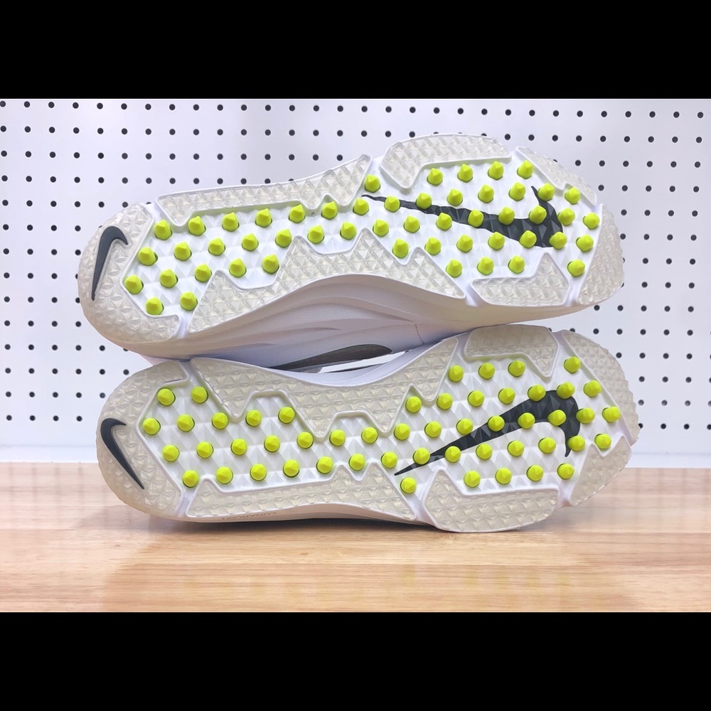 Nike White Vapor Untouchable Speed Turf Shoes - Picture 8 of 8